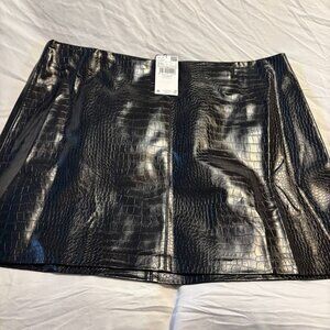 NWT MNG Black Sexy Crocodile Skin Faux Leather Short Skirt - size XXL